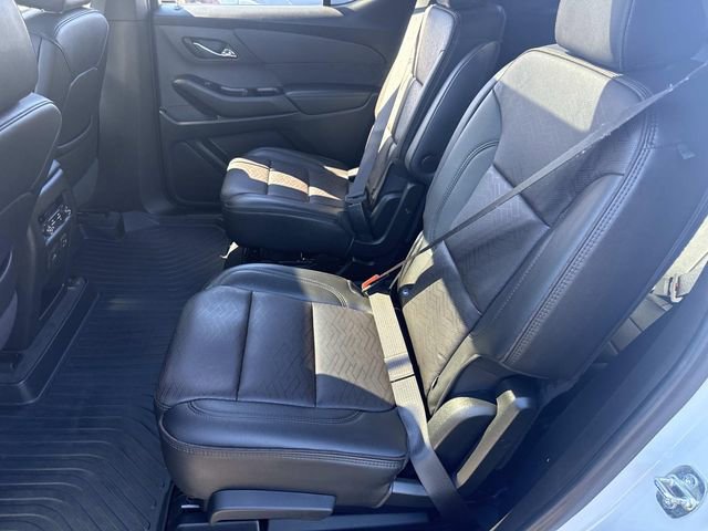 Used 2023 Chevrolet Traverse High Country image 19