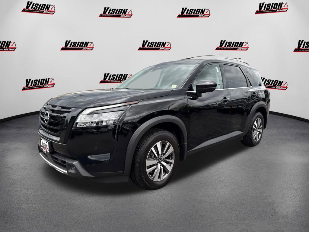 Used 2023 Nissan Pathfinder SL w/ Lighting Package (N92) AWD/4WD image 1