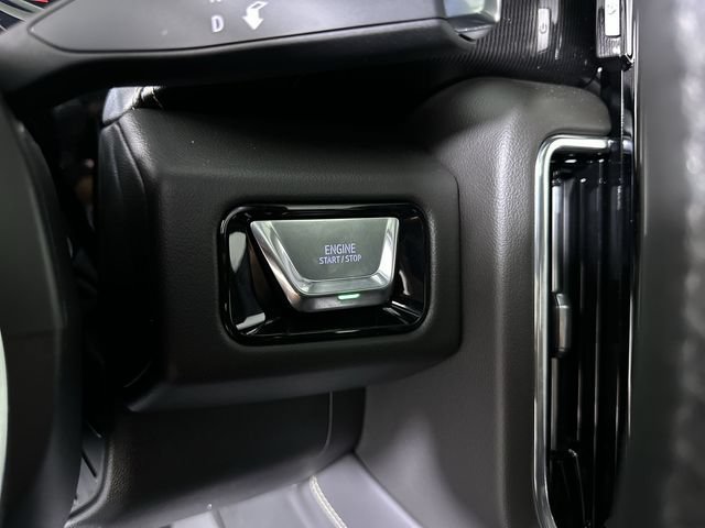 New 2026 GMC Yukon Elevation w/ Elevation Premium Package AWD/4WD image 18