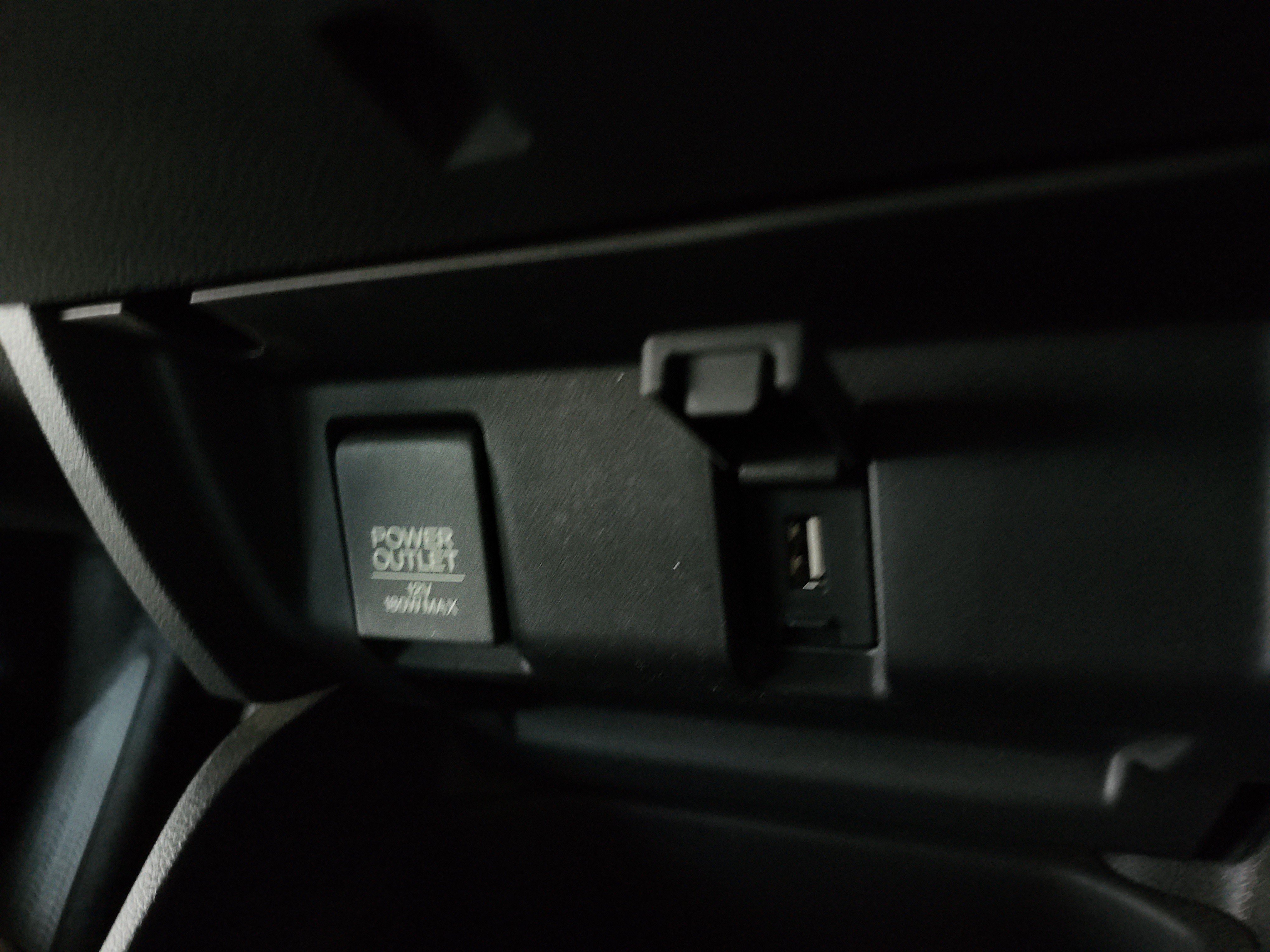 Used 2018 Honda Fit Sport image 33