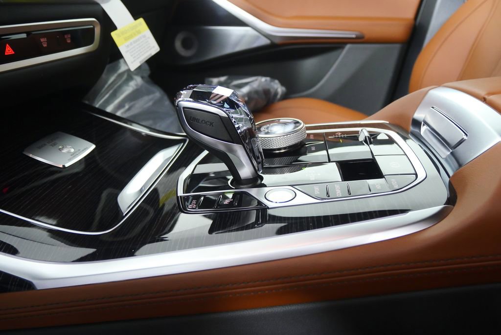 New 2026 BMW ALPINA XB7 image 25