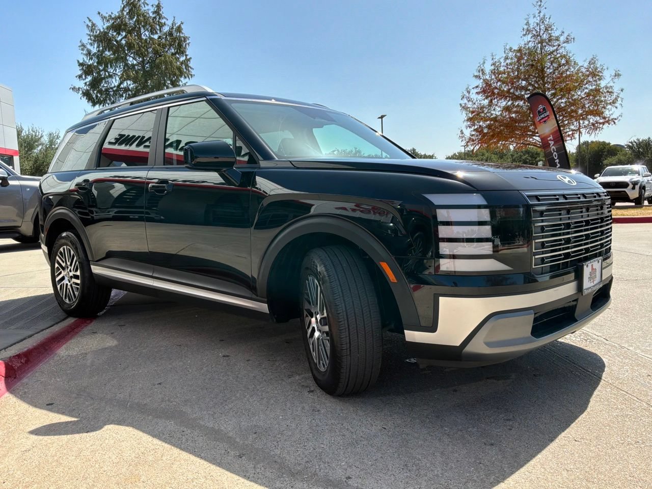 Used 2026 Hyundai Palisade SEL FWD image 4