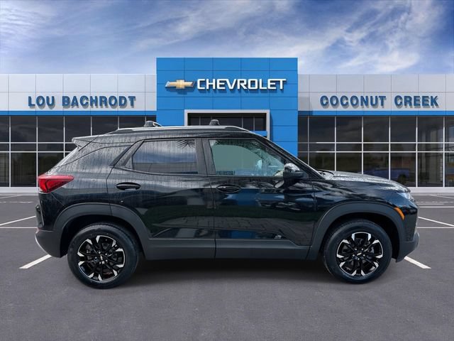 Used 2021 Chevrolet TrailBlazer LT w/ Convenience Package AWD/4WD image 9