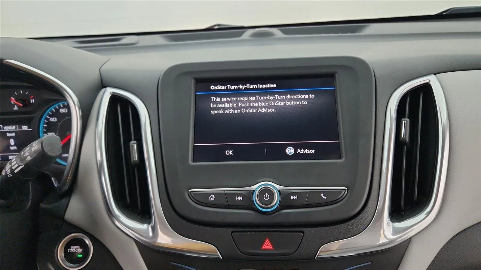 Used 2021 Chevrolet Equinox LS FWD image 38