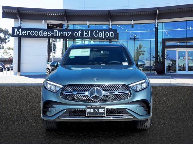 New 2026 Mercedes-Benz GLC 350e 4MATIC video 2