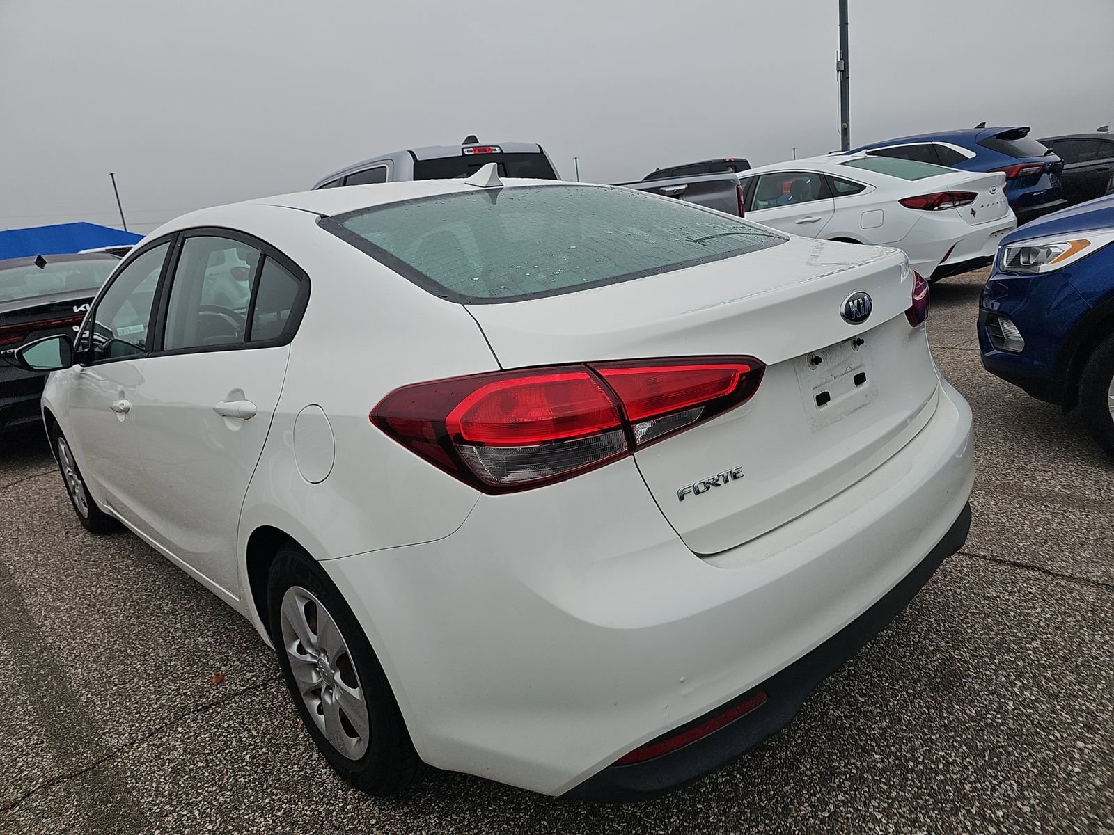 Used 2018 Kia Forte LX w/ LX Rear Camera Package image 8