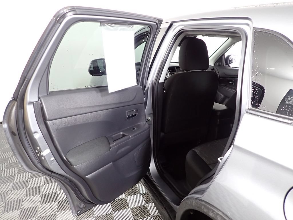 Used 2022 Mitsubishi Outlander Sport ES AWD/4WD image 28