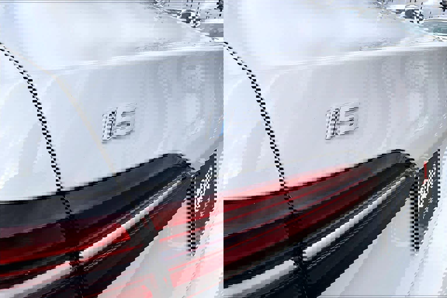 Used 2025 BMW i5 eDrive40i RWD image 28