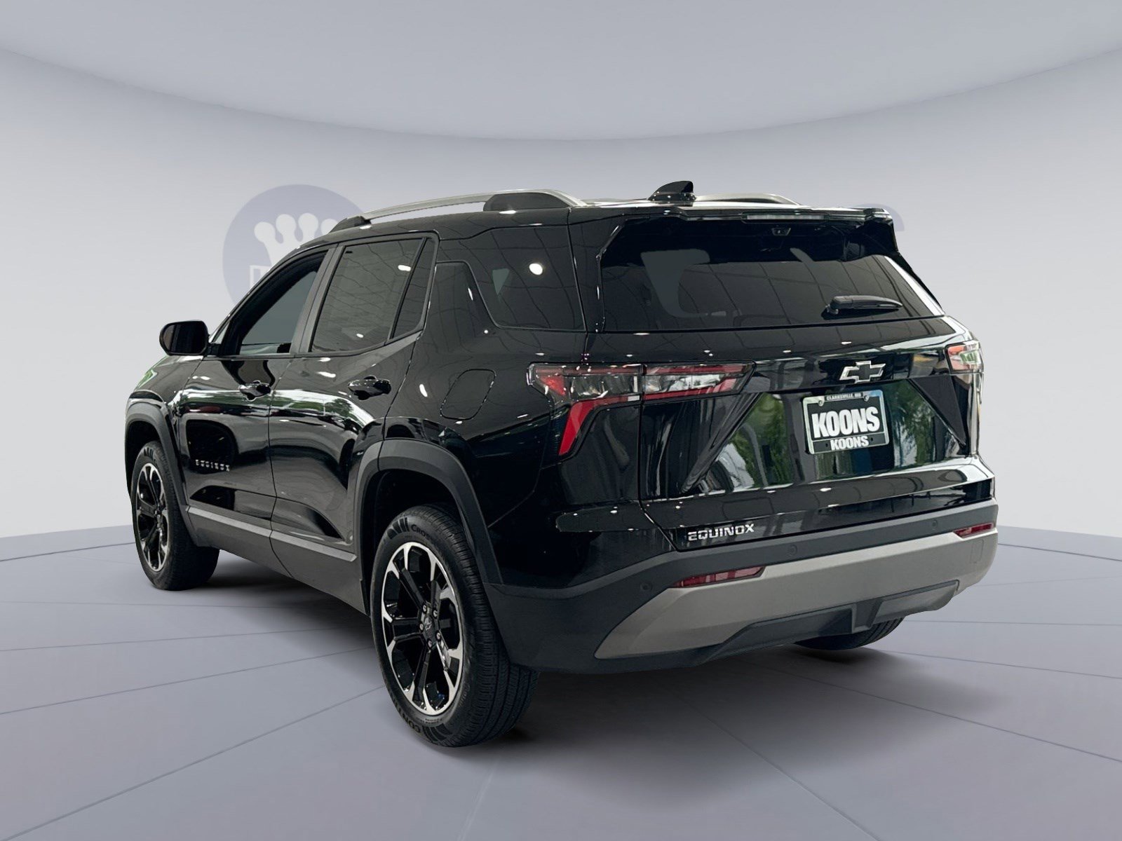 New 2026 Chevrolet Equinox LT w/ Convenience Package II FWD image 4