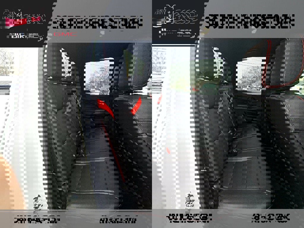 Used 2023 Chevrolet Colorado Z71 w/ Z71 Convenience Package 2 image 11