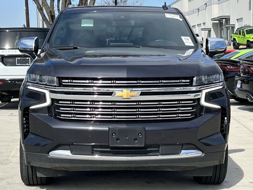 Used 2024 Chevrolet Suburban Premier AWD/4WD image 8