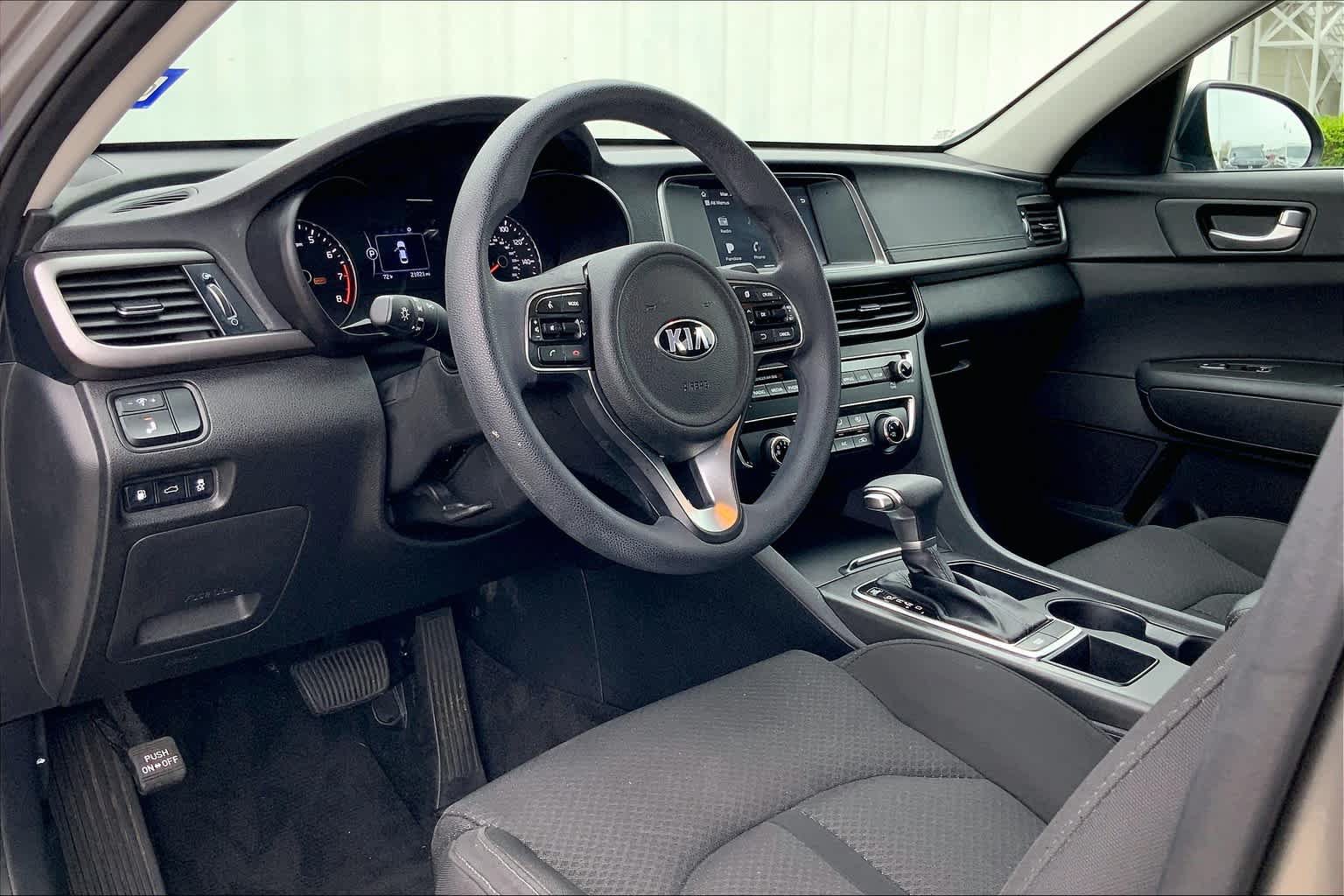 Used 2018 Kia Optima LX FWD image 18