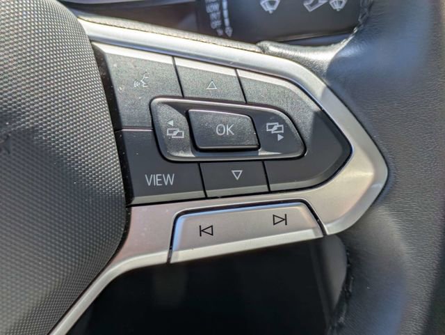 Used 2024 Volkswagen Jetta SE FWD image 25