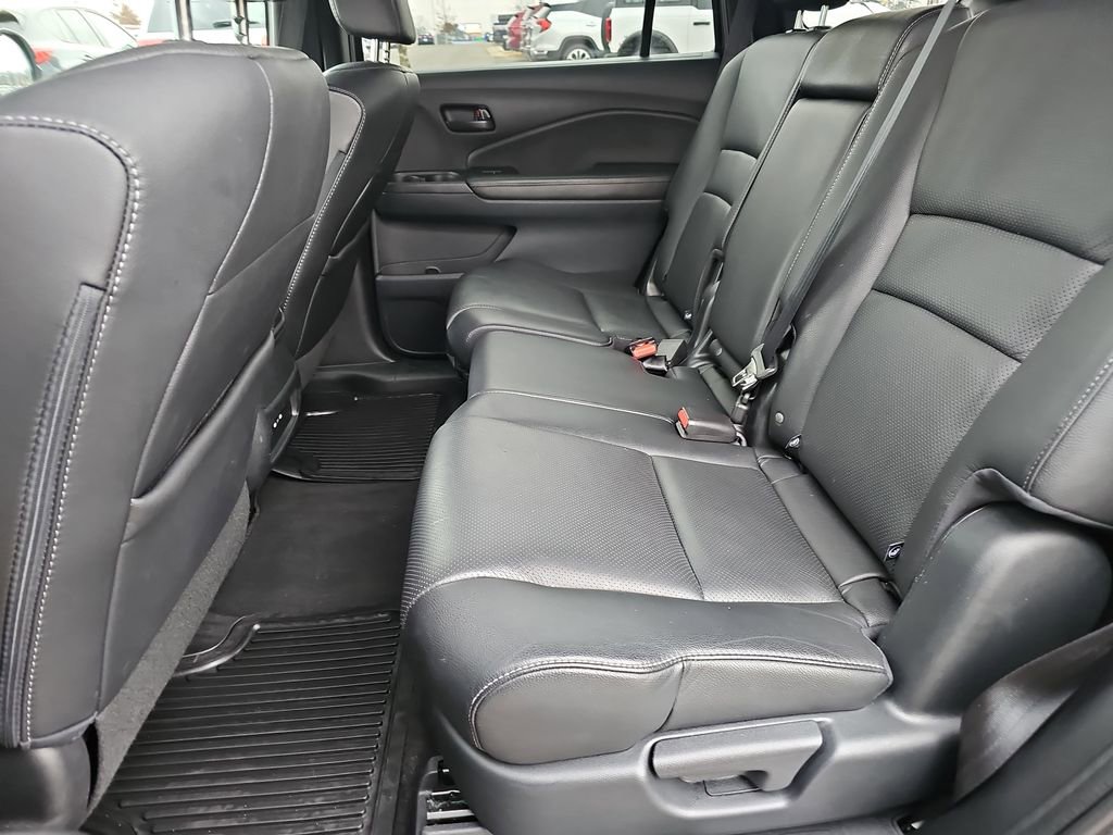 Used 2024 Honda Passport EX-L image 17