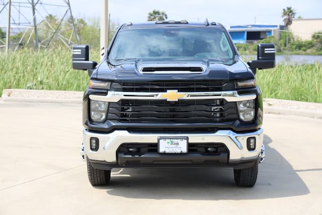 New 2026 Chevrolet Silverado 3500 LT w/ Texas Edition image 2