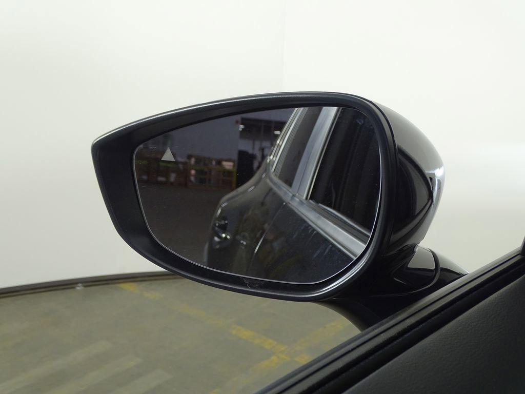 Used 2024 MAZDA CX-50 AWD 2.5 Turbo w/ Cargo Package image 39