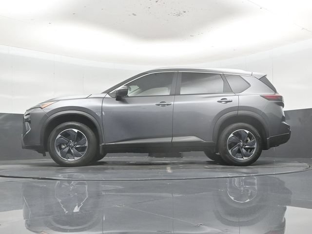 Used 2024 Nissan Rogue SV w/ SV Premium Package FWD image 51