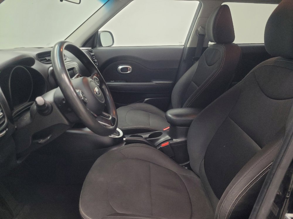 Used 2016 Kia Soul FWD image 17