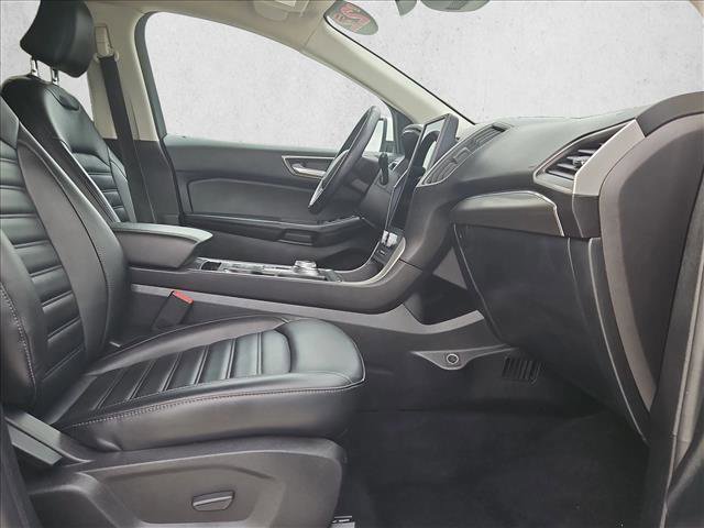 Used 2022 Ford Edge SEL image 21