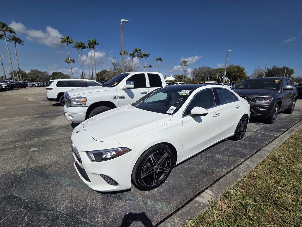 Used 2019 Mercedes-Benz A 220 image 3