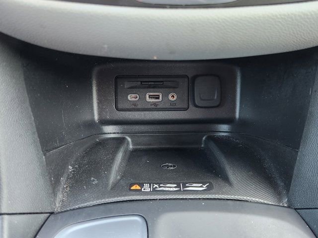 Used 2020 Chevrolet Equinox Premier image 23