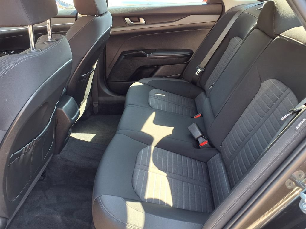 Used 2025 Kia K5 LXS FWD image 26