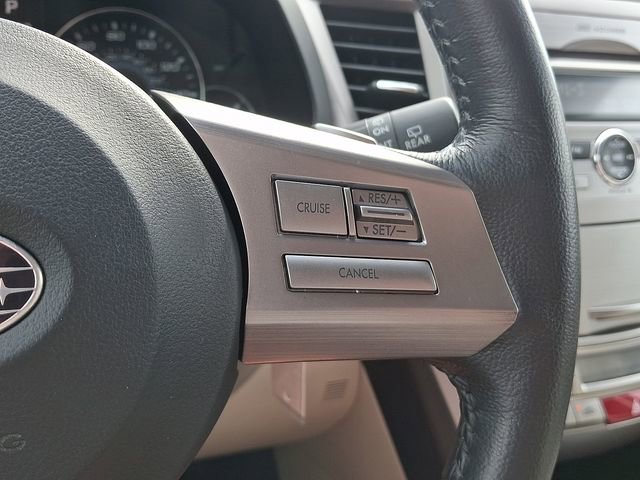 Used 2010 Subaru Outback 3.6R Limited AWD/4WD image 21