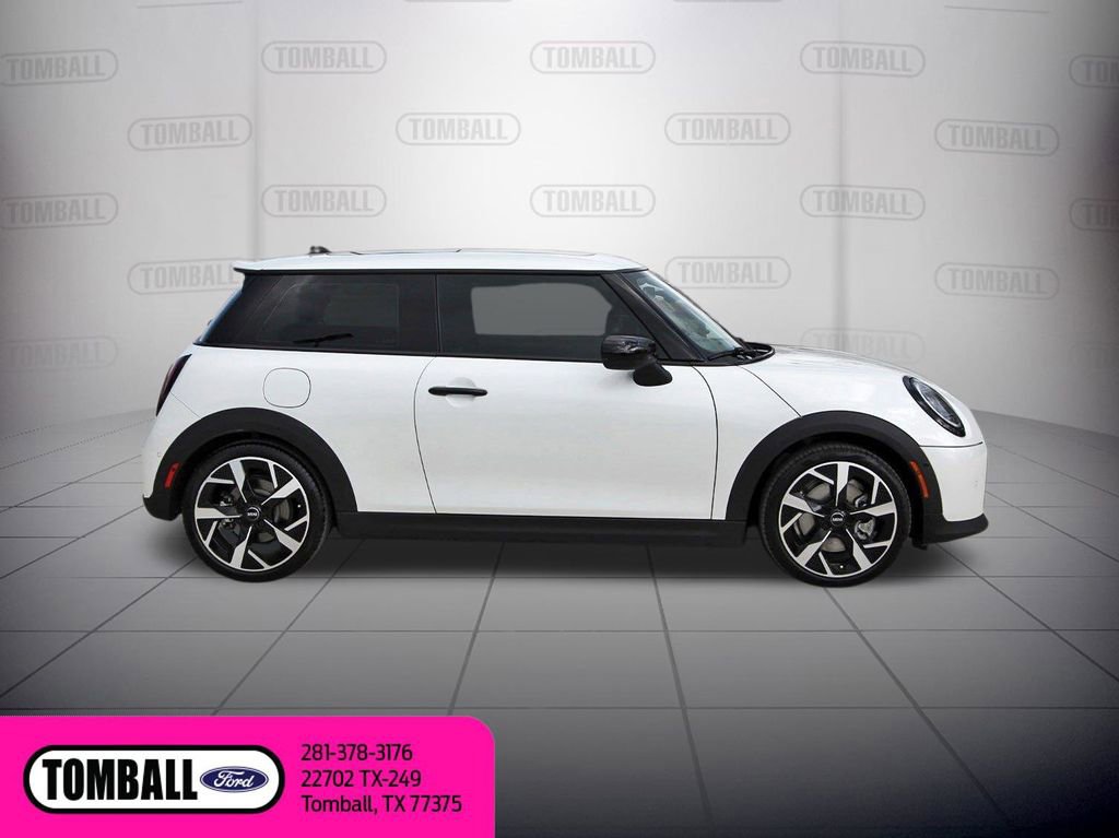 Used 2025 MINI Cooper S image 8