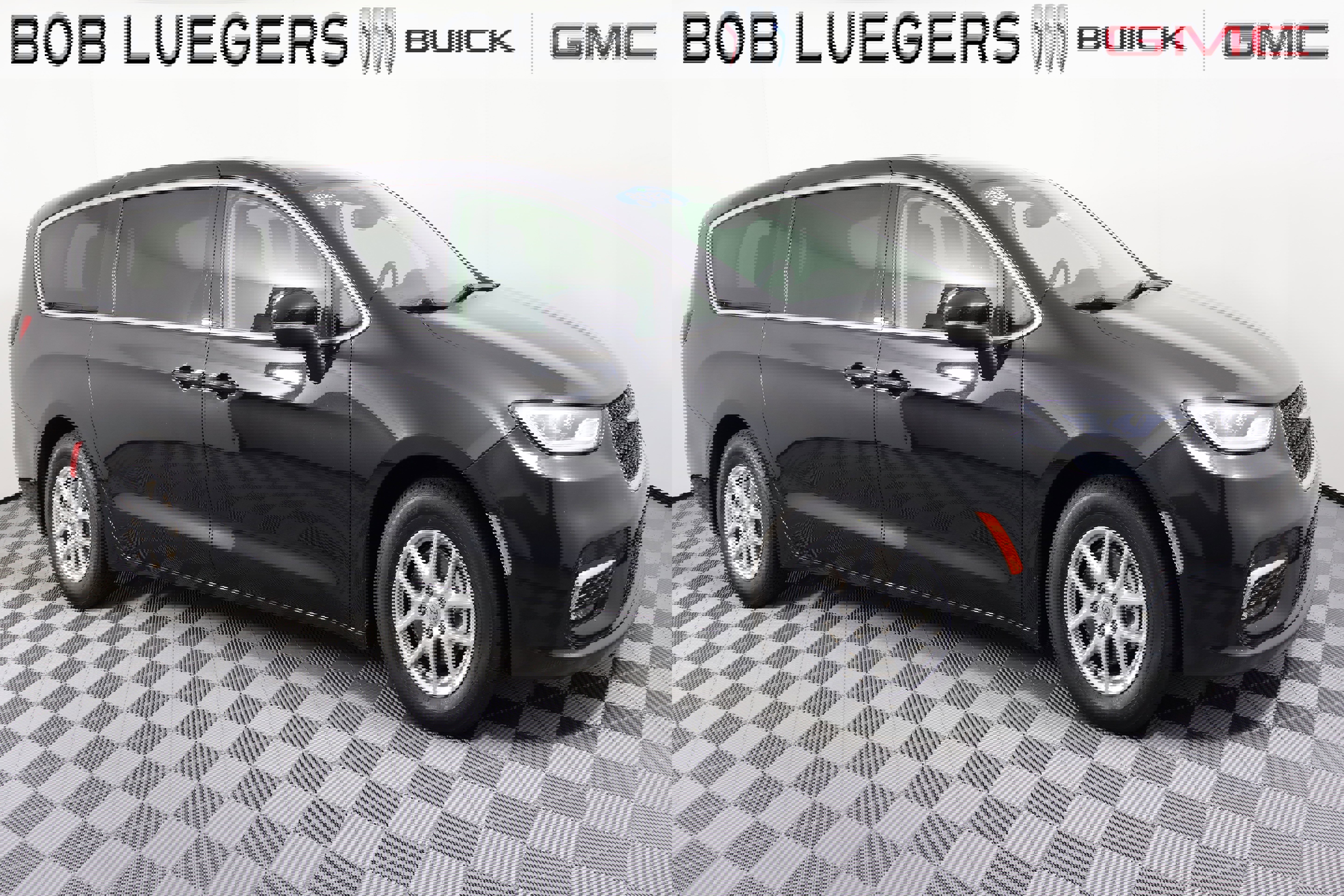 Used 2023 Chrysler Pacifica Touring-L image 2