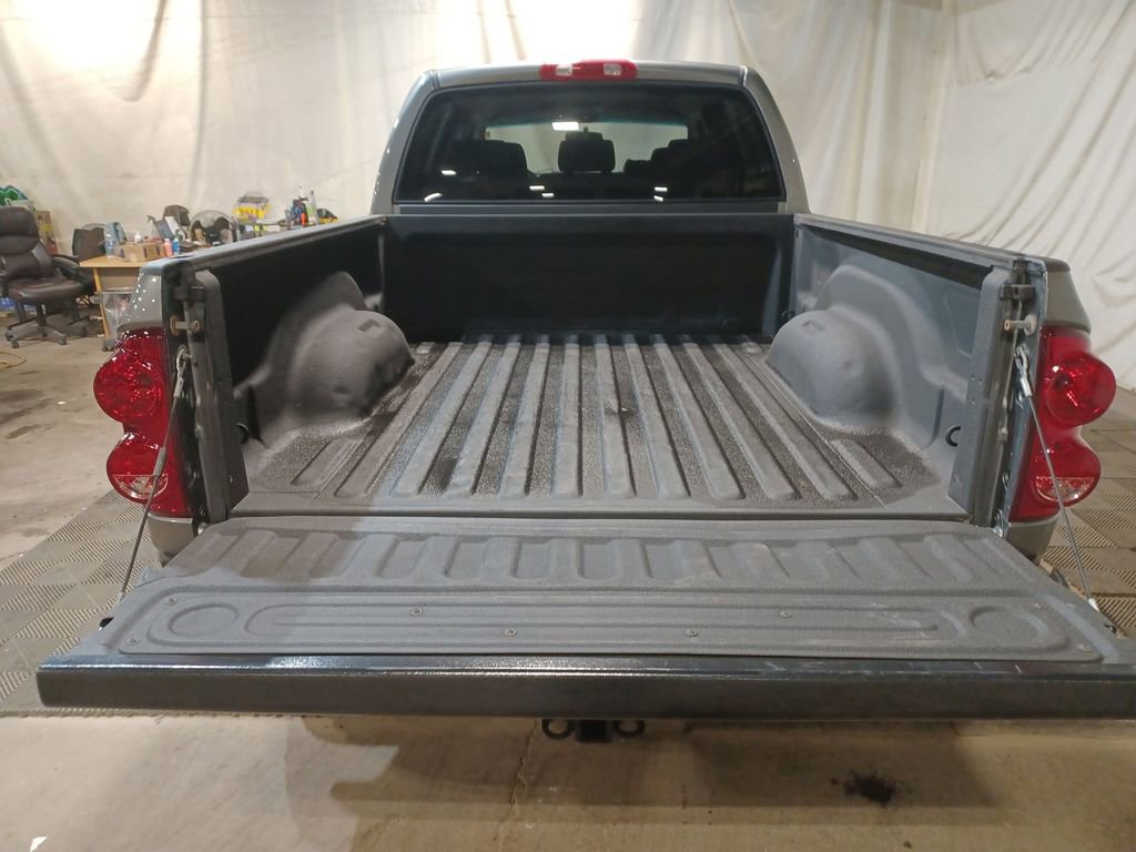 Used 2009 Dodge Ram 2500 Truck SXT image 19
