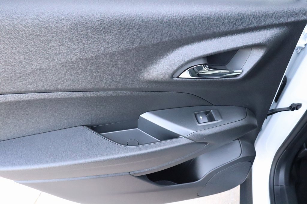 New 2026 Chevrolet Trax LT image 16