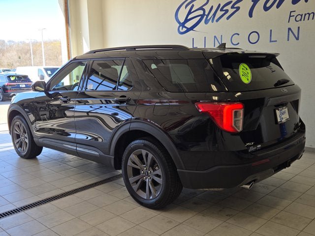Used 2024 Ford Explorer XLT w/ Equipment Group 202A AWD/4WD image 18