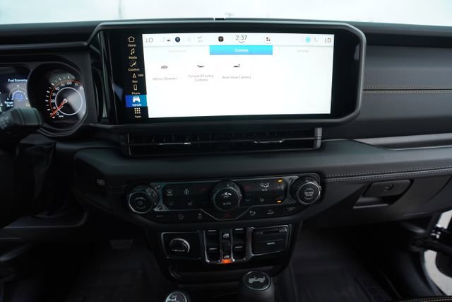 New 2026 Jeep Wrangler Sahara image 28