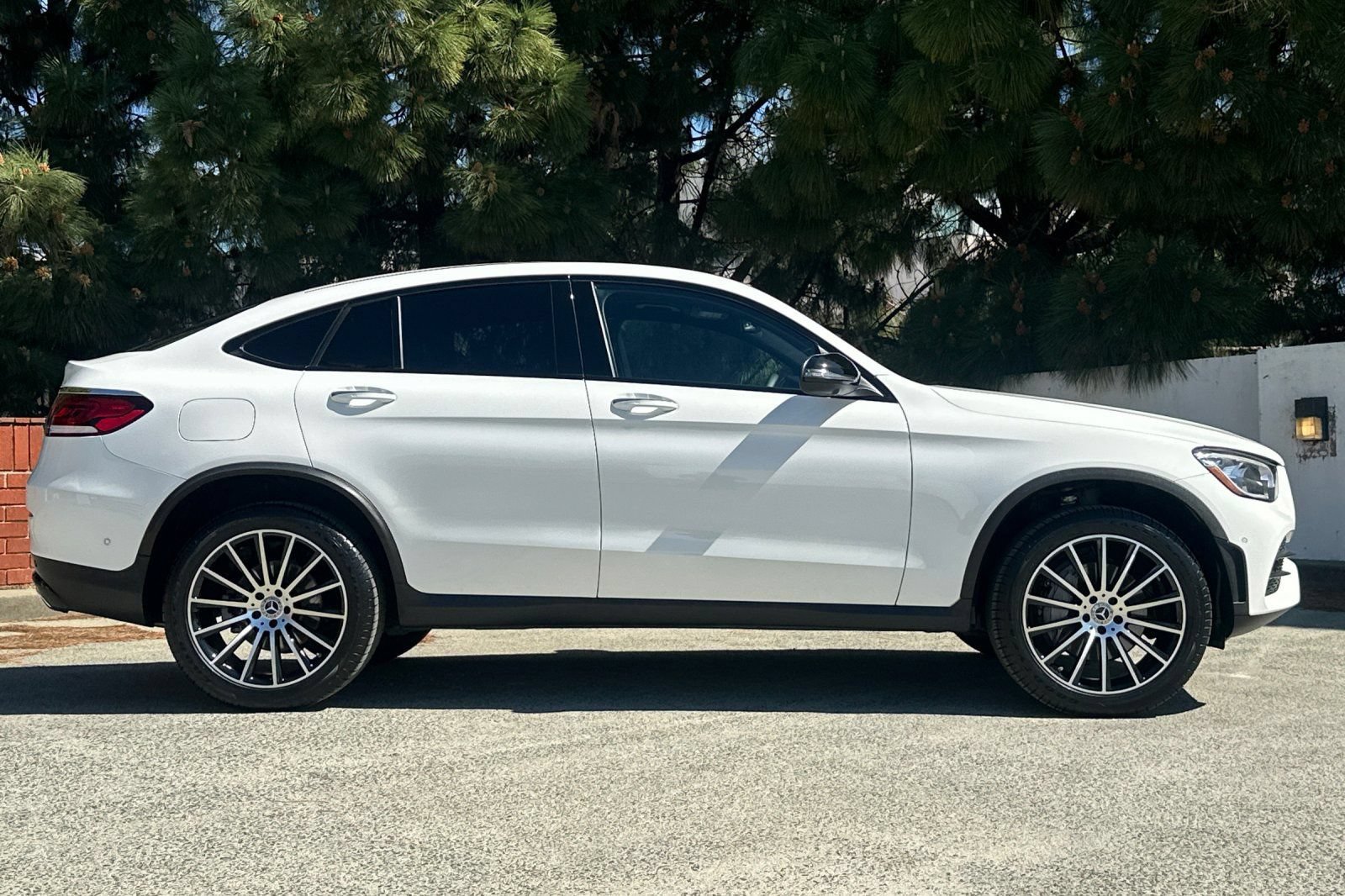 Certified 2021 Mercedes-Benz GLC 300 4MATIC Coupe image 3