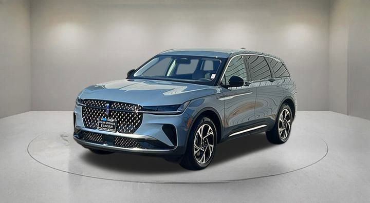 New 2026 Lincoln Nautilus Premier w/ Equipment Group 102A image 2