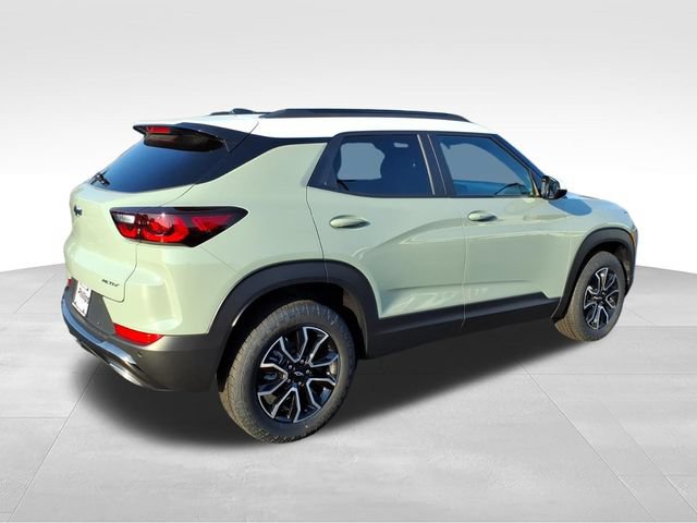 New 2026 Chevrolet TrailBlazer ACTIV w/ Driver Confidence Package AWD/4WD image 3