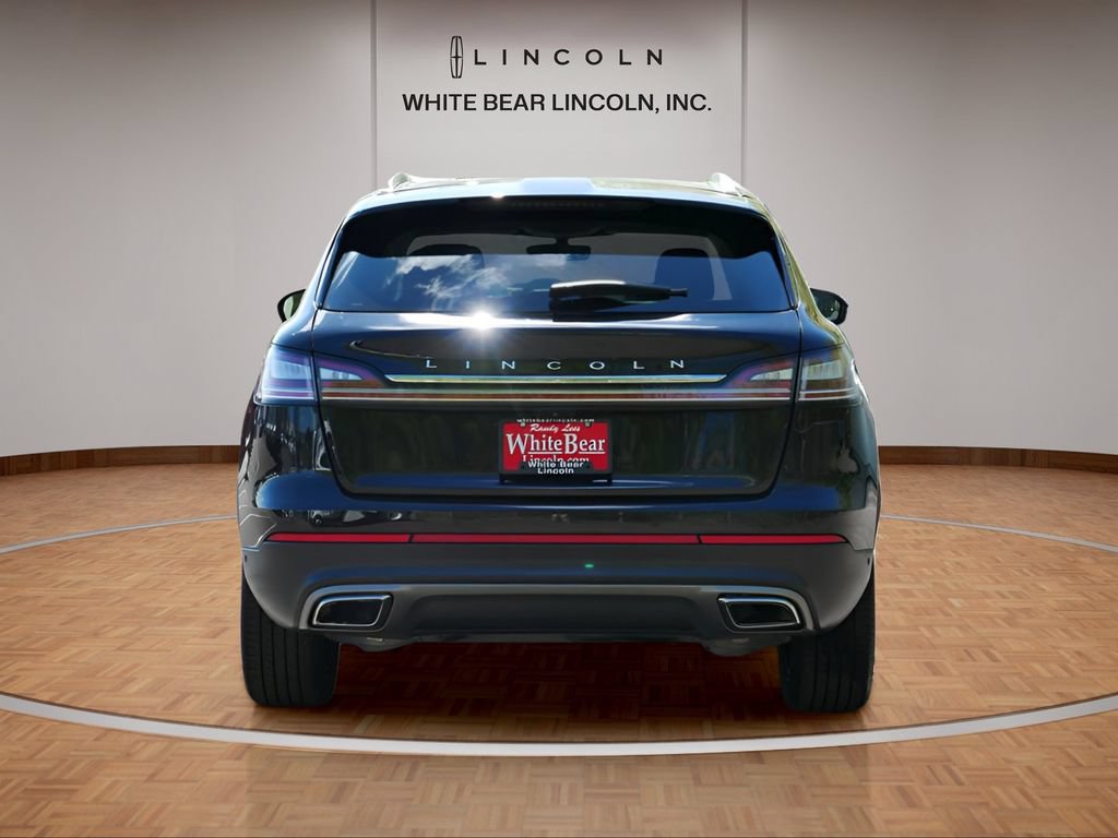 Used 2023 Lincoln Nautilus Reserve w/ Equipment Group 201A FWD image 6
