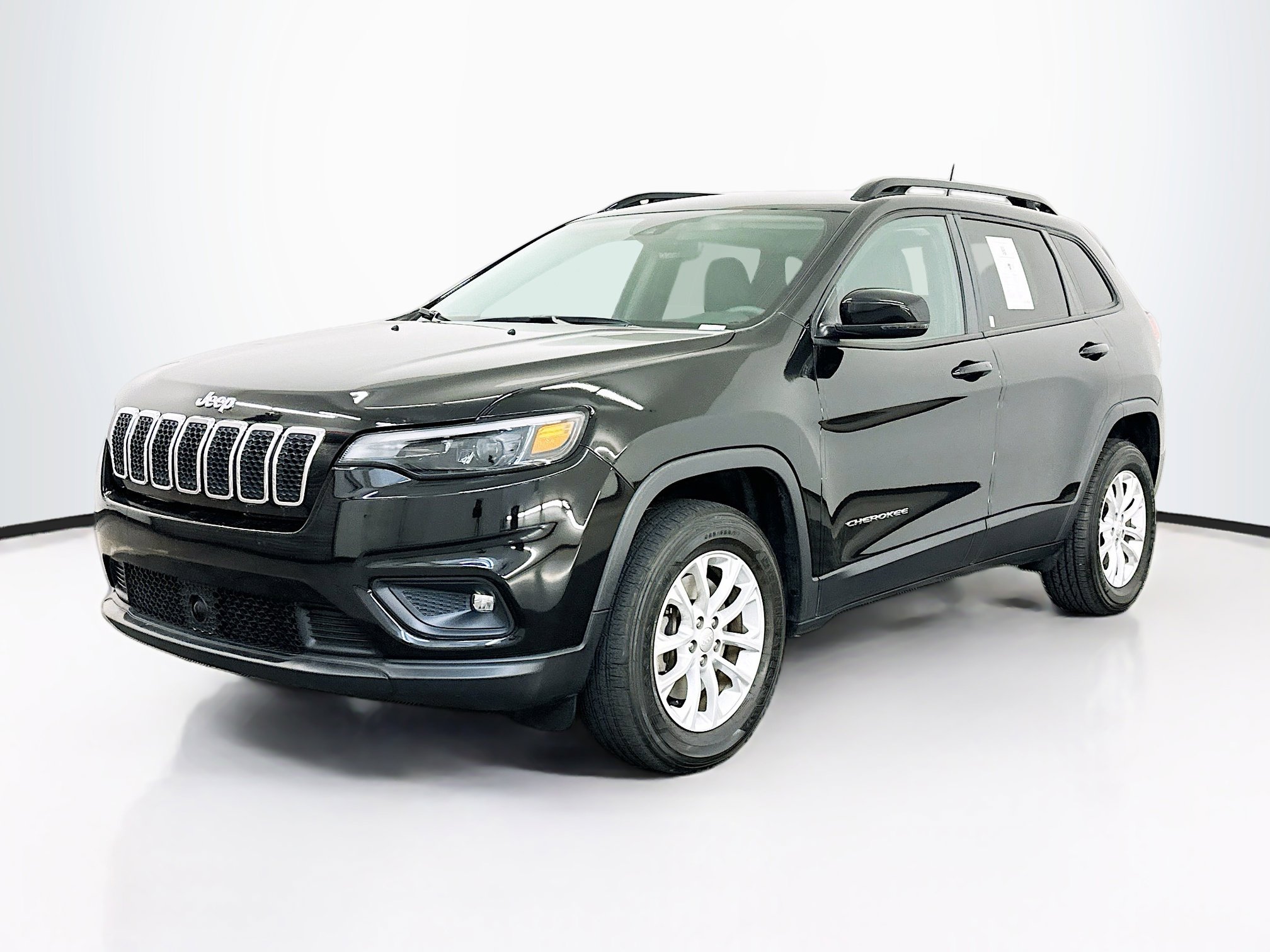 Used 2022 Jeep Cherokee Latitude Lux image 3