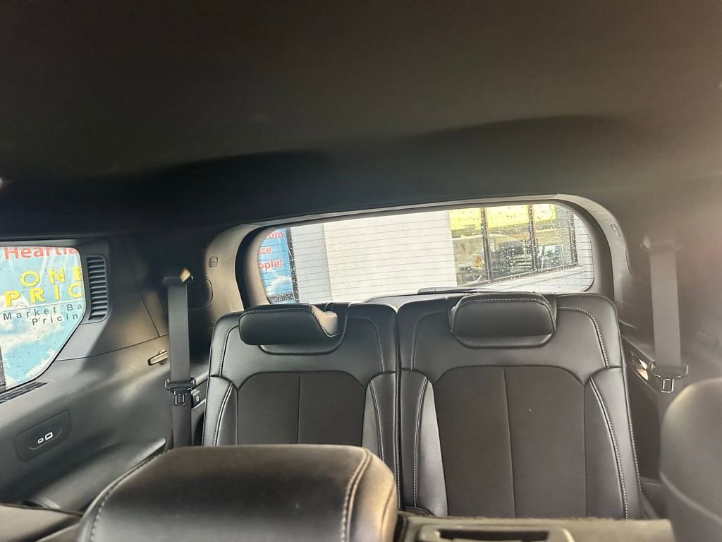 Used 2024 Jeep Grand Cherokee L Laredo image 31