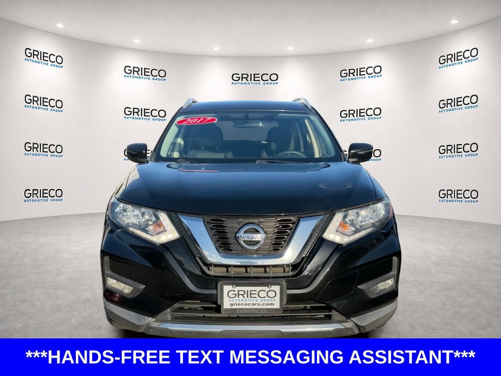 Used 2017 Nissan Rogue SV AWD/4WD image 2