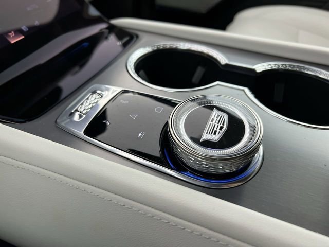 Used 2026 Cadillac Vistiq Sport image 17