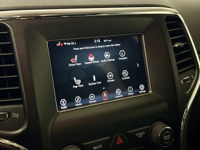 Used 2018 Jeep Grand Cherokee Laredo image 28