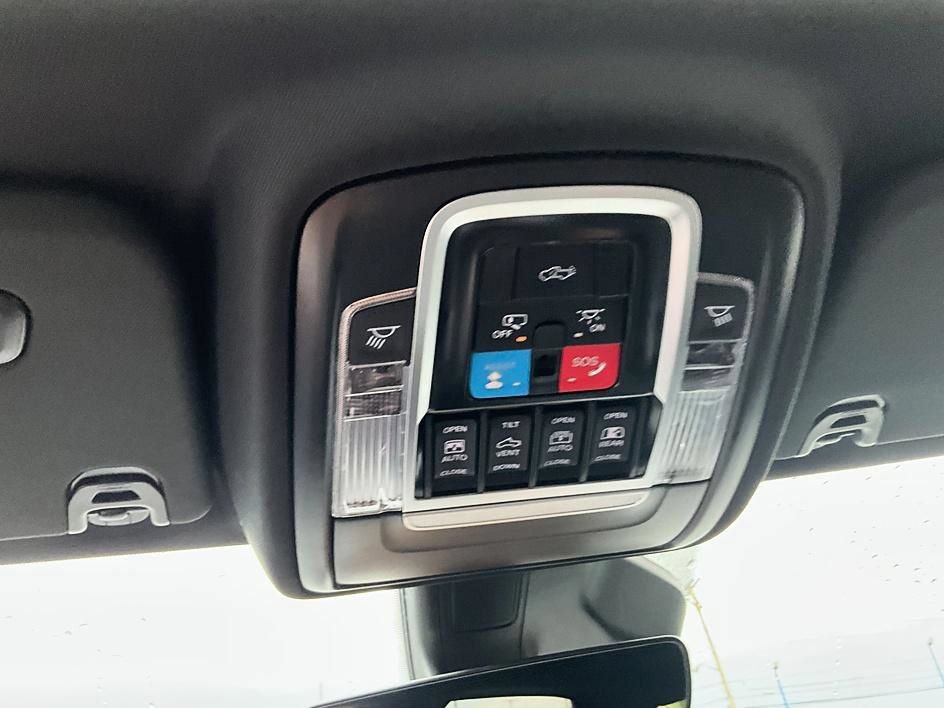 New 2026 RAM 1500 Laramie w/ Night Edition AWD/4WD image 27