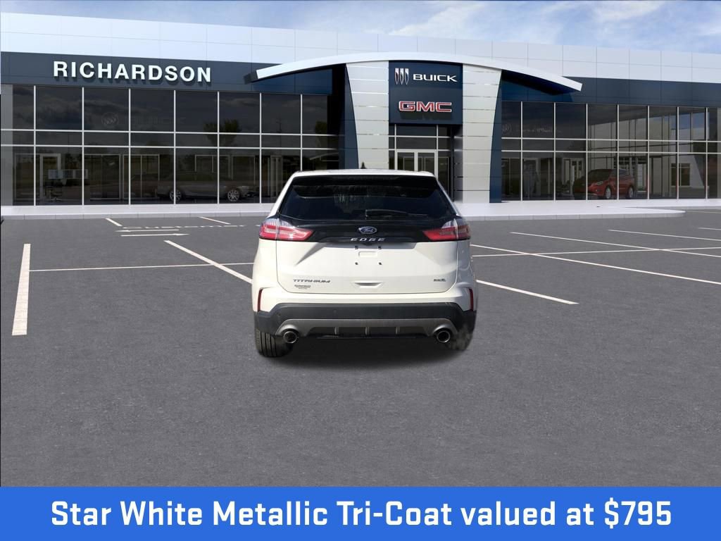 Used 2022 Ford Edge Titanium image 4