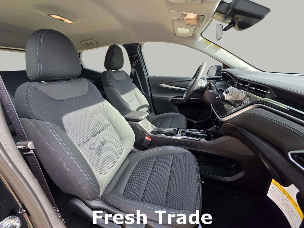 Used 2023 Chevrolet Bolt EUV LT w/ Driver Confidence Package image 10