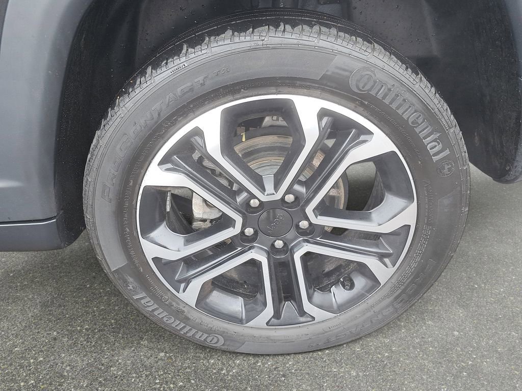 Certified 2022 Jeep Compass Limited AWD/4WD image 33