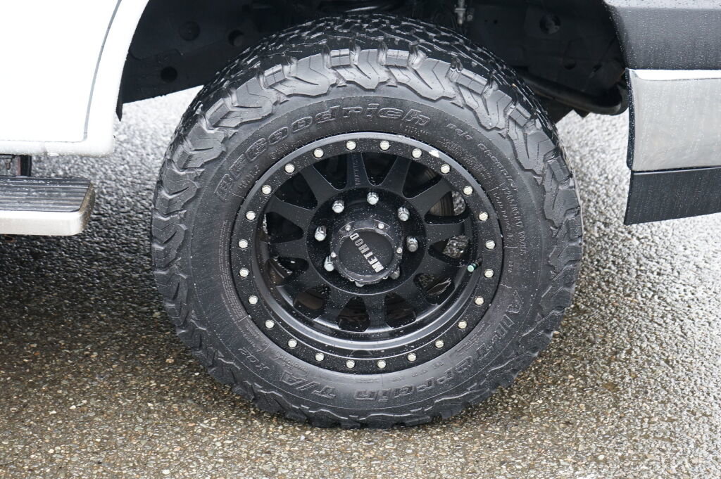 Used 2019 Chevrolet Express 3500 LT w/ LT Preferred Equipment Group image 9