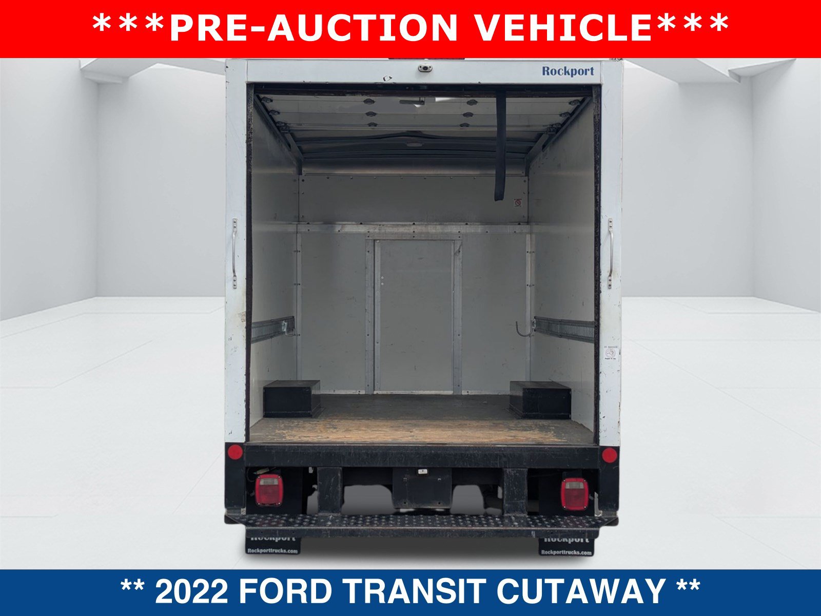 Used 2022 Ford Transit 350 w/ Exterior Upgrade Package RWD image 14