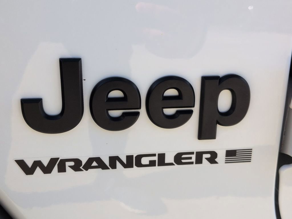 Used 2024 Jeep Wrangler Sport image 11