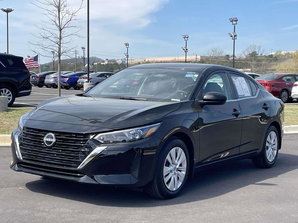 Used 2025 Nissan Sentra S image 7